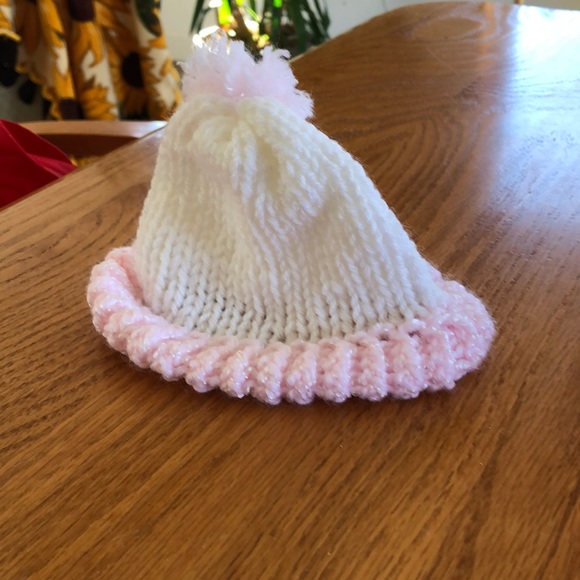 Hat - Picture 2 of 4